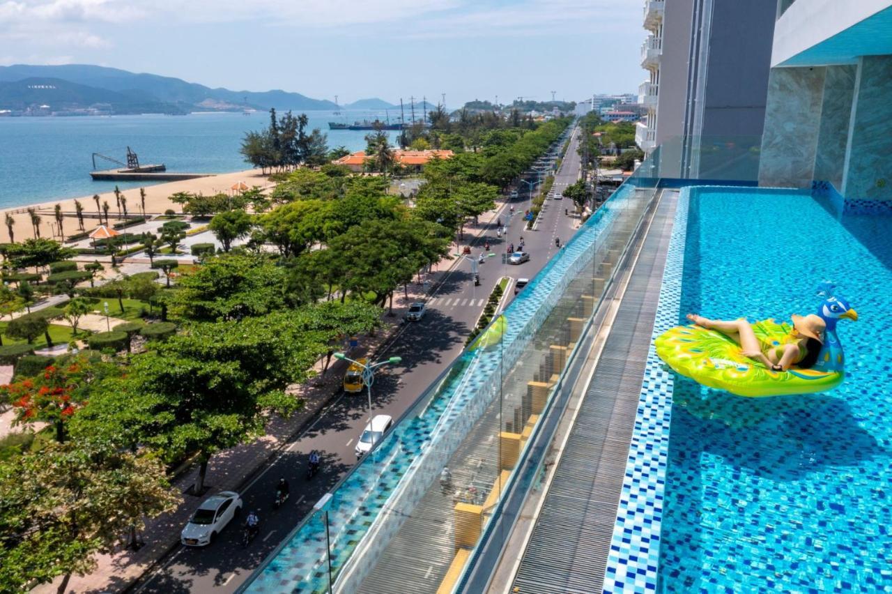 Grand Gosia Khách sạn 4*