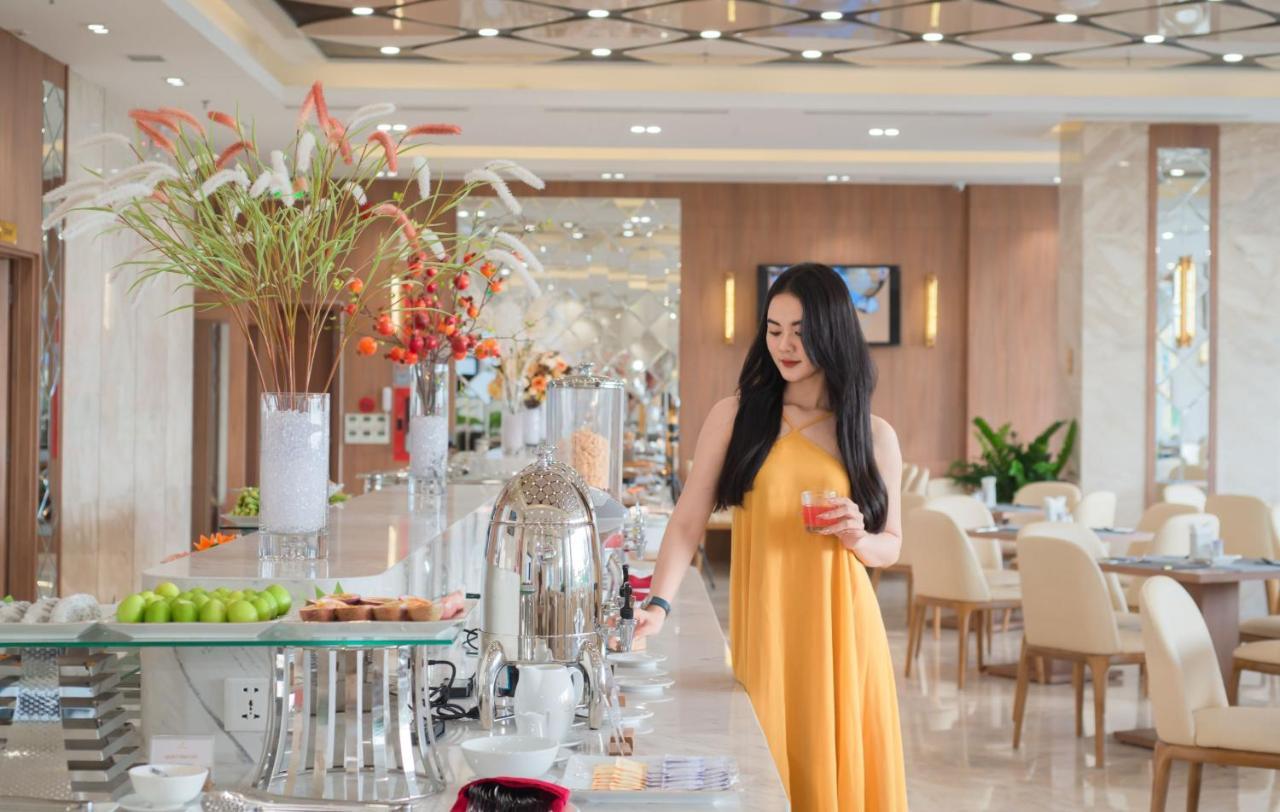 Khách sạn Grand Gosia 4*
