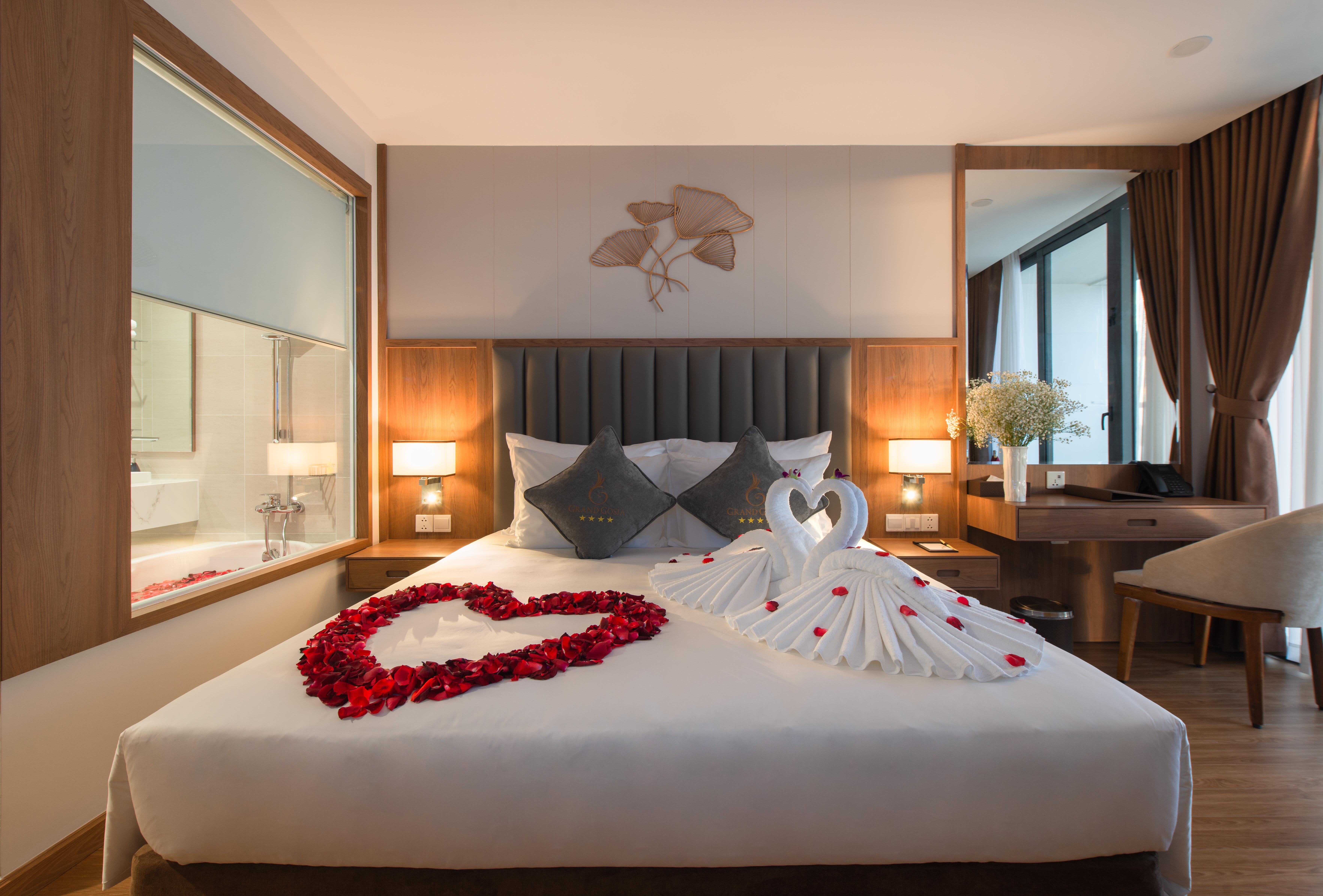 Khách sạn Grand Gosia 4*
