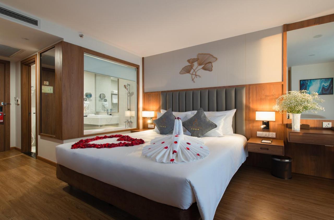 Khách sạn Grand Gosia 4*