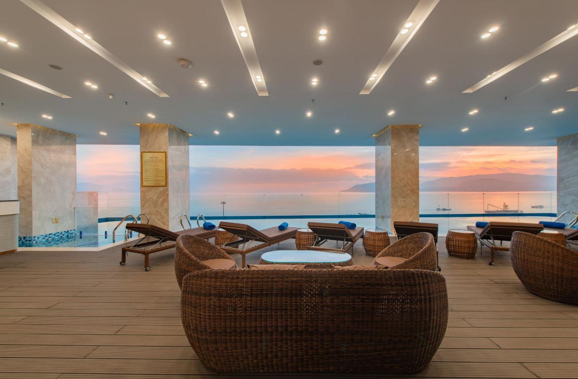 Grand Gosia Khách sạn Nha Trang